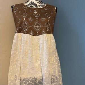 🤠 Brown Suede and Cream Lace Women's Top